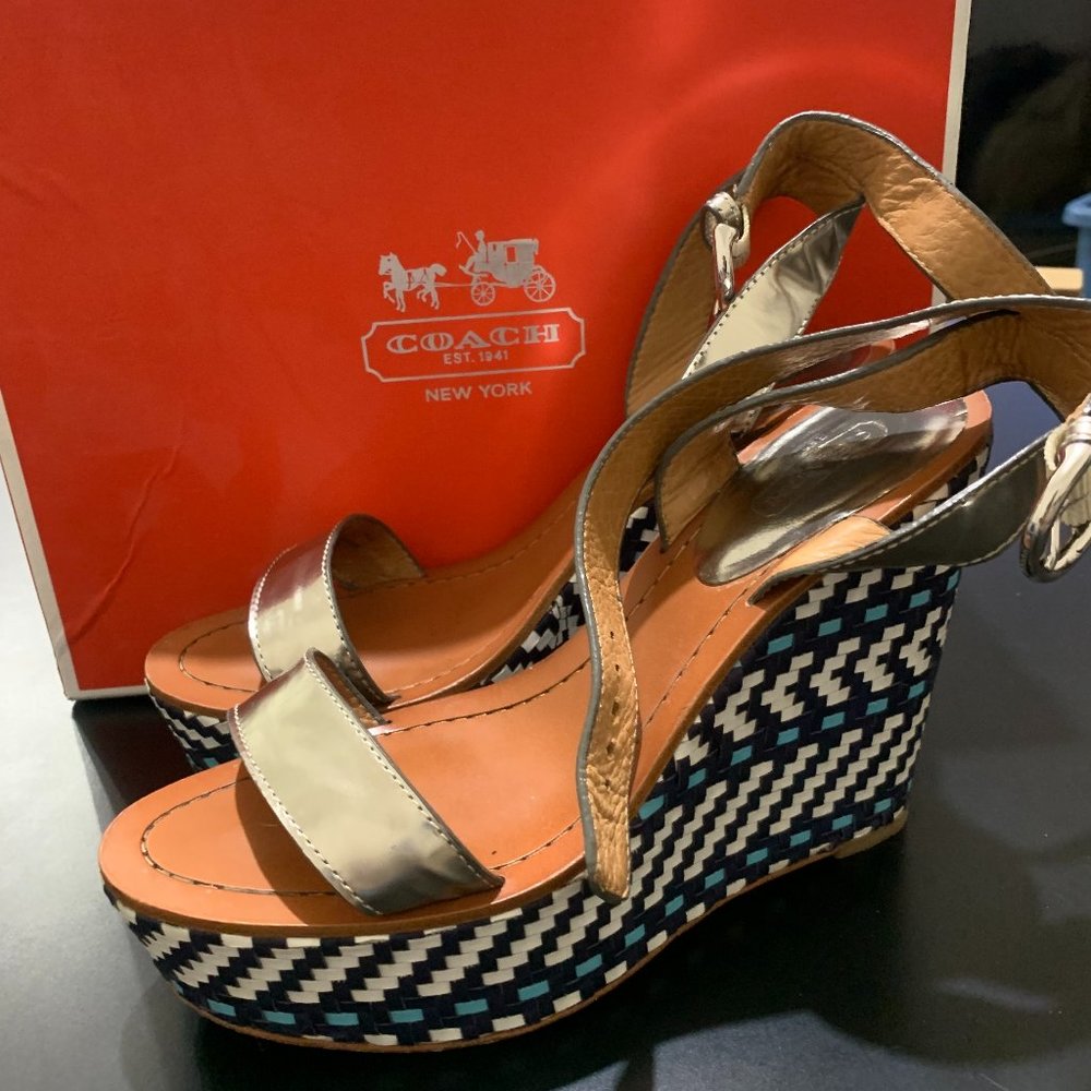 coach wedges